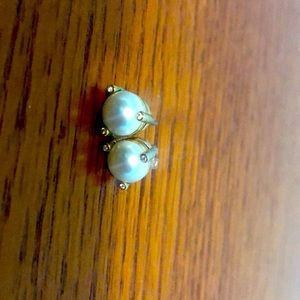 Kate spade Pearl stud ear rings.